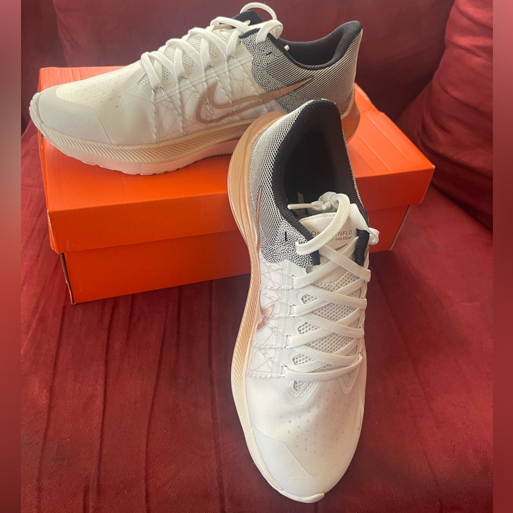 ❌SOLD❌Nike Zoom Winflo 8 Running shoes